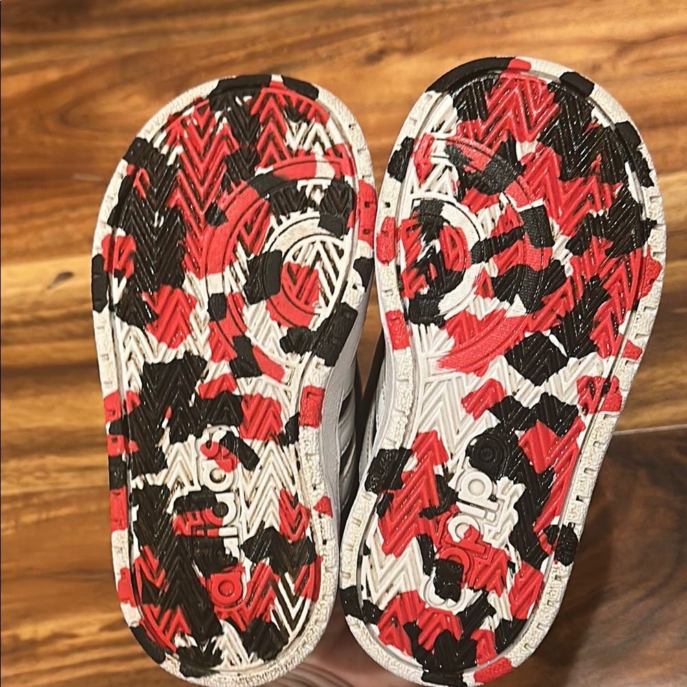 Kids Adidas Velcro Strap Sneakers, 8 - Picture 6 of 6